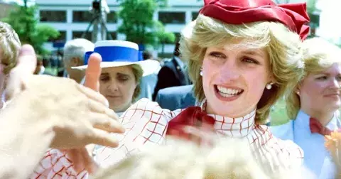 Kvíz: Významné ženy Evropy, které změnily svět. Kdo vymyslel malé černé a komu se říkalo Vrabčák?