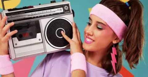 Retro kvíz: Víte, co jsou to céčka, číny nebo elpíčka? Přeneste se v čase a zkuste zabodovat na 100 %