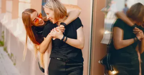 Iva (40 let): S manželem mi to už roky neklape. Změna nastala ve chvíli, kdy jsem si našla milenku