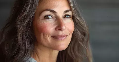 Která ženská znamení zvěrokruhu po 40 zrají do krásy: Vedou Váhy, ale i jiným znamením stárnutí svědčí…