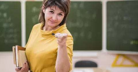 Kvíz: Pamatujete si ještě něco z ruštiny? Vakzál, kaníkuly íli škola, zopakujte si, co jste dříve uměli, jako když bičem mrská