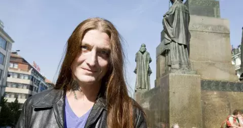 Děsivá česká sekta Imanuelité: Vůdce Parsifal poblouznil dceru herečky Mileny Dvorské, udělal z ní Labutí Pannu