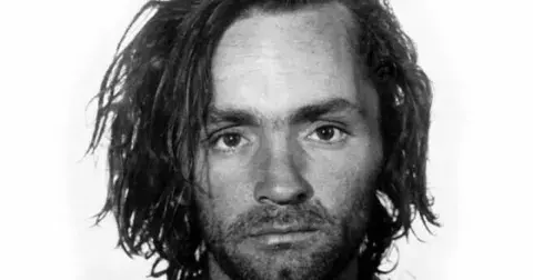 Rosalie Jean Willis: První manželka masového vraha Charlese Mansona přežila všechny své syny, z muže chtěla udělat počestného chlapa