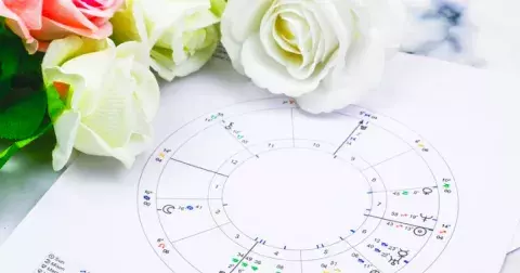 Znamení, pro která bude květen výjimečným měsícem: Lvi se zacílí na sebelásku, Štíři přestanou řešit, co je dlouhou dobu tížilo