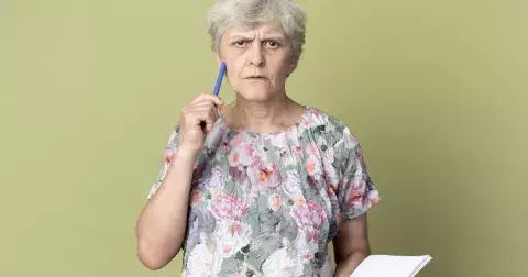 Radmila (47 let): Tchyně přišla s tím, že ji máme přispívat na živobytí, ale přesně podle jejich podmínek!