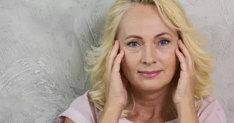 Co dělat, když pleť ztrácí pevnost: Inspirujte se nejlepšími domácími i profesionálními tipy, které vaši pleť rozzáří i potěší