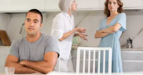 Jarka (64 let): Evo, vzpamatuj se! Máš manžela, který tě miluje a podvádíš ho? Je mi z tebe stydno!