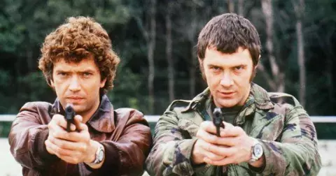 Profesionálové Bodie a Doyle: Kam se poděli fešáci z kultovního seriálu? Doyla byste nepoznali, Bodie měl tragický osud