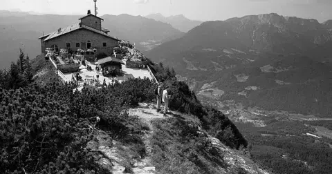 Orlí hnízdo: Narozeninový dárek pro Adolfa Hitlera, který neocenil. Vůdce se bál výšek