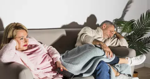 Denisa (49 let): Můj bratr rodiče jen využívá, nevím, jak to zastavit!