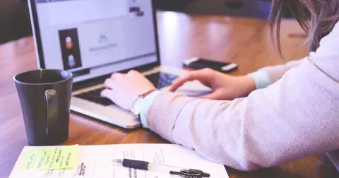 Než se rozhodnete změnit profesní kariéru, zalistujte ve speciálním registru povolání