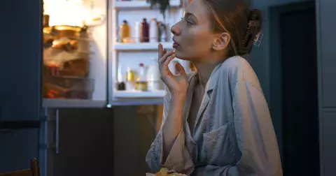 Každý z nás se se stresem vyrovnává jinak. Zatímco Kozoroh utíká do přírody, Býk mezitím vyjídá ledničku