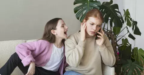 Renáta (43 let): Děti chtějí k otci, který je nechce. Nechali mě v tom samotnou, co mám dělat?