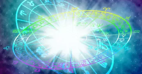 Tato 4 znamení na konci léta rozpláče prázdná peněženka: Za co v létě nejraději utrácí a proč si nedokážou pomoct? Raci za doplňky, Lvi za luxus