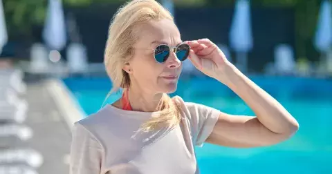 Bez slunce to nejde, ale nic se nemá přehánět. Co říkají odborníci a jak nenaletět mýtům?