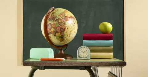 Kvíz: Jak dobře znáte české archaismy a zastaralá slova. Jaká byla lepá dívka a komu byste dali šlaši?