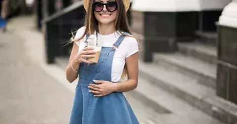 Hřejivé materiály jsou zpět: Objevte krásu a pohodlí tohoto vroubkovaného materiálu pro podzim 2025