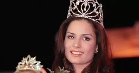 Kam zmizela jedna z nejkrásnějších královen krásy: Terezie Dobrovolná nemusí pracovat, na prahu padesátky vypadá neuvěřitelně