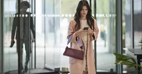 Pokud chcete vypadat draze, zkuste jednu z 5 podzimních barevných kombinací, které byste měli nosit