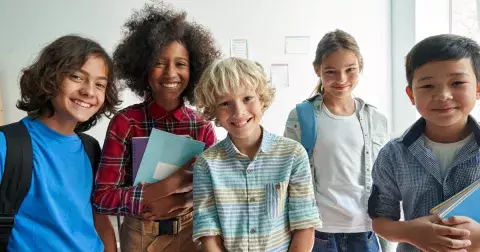 Slovenská, ukrajinská nebo vietnamská: Cítí se menšiny u nás jako doma? Jak si děti z menšin zachovávají své jméno v českém prostředí