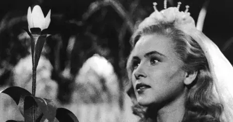 Překrásná Pyšná princezna neměla lehký život: Herečka Alena Vránová si s filmovým králem Miroslavem prošla kolotočem nekončících nevěr