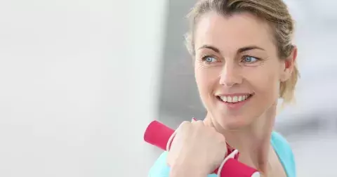 40 a tloustnutí? Proč! 6 způsobů, jak podpořit metabolismus, co a proč cvičit a jak se stravovat po 40 podle odborníka