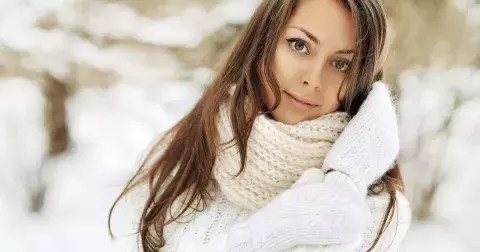 Dopřejte vlasům zaslouženou péči: Vyzkoušejte tyto 3 kroky ke zdravým vlasům