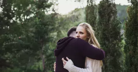 “Manžel mě podvádí se svou asistentkou a já nevím, jak dál,” je zničená Barbora