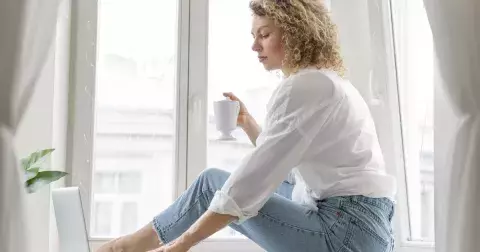 “Mé minulé já, neboj se, všechno bude v pořádku, budeš šťastná,” píše Veronika dopis sama sobě