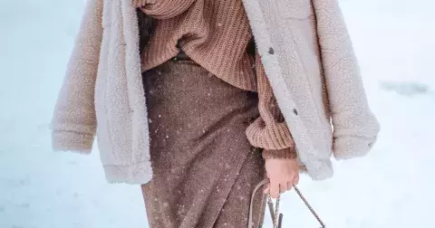 V nádherných sukních z těchto tří materiálů přežijete klidně celou zimu