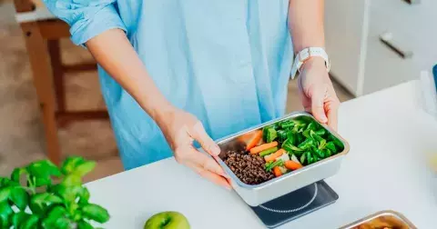 Ženy nad 50 by měly jíst bílkoviny: Pomohou především s hubnutím, ale poradí si také s mnoha zdravotními problémy