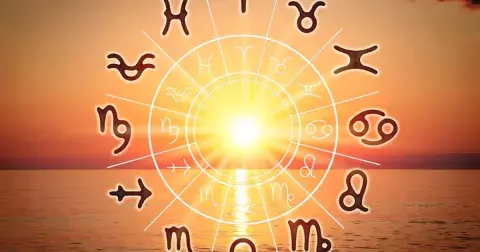 Tato 4 znamení zvěrokruhu vám na dovolené udělají jenom ostudu: Ponožky v sandálích, hádky o korunu a řízky v letadle budou to nejmenší