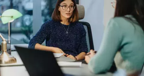 Řešíte zvýšení platu a nevíte, jak na to? Jak si říct o přidání a uspět, radí odbornice