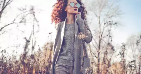 Nalaďte se na hit nastávající zimy 2024/2025: Objevte kouzlo outfitů tón v tónu: