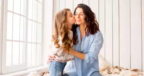 "Matka mě dala k adopci. Poznaly jsme se až v dospělosti," vypráví Jitka (40) příběh se štastným koncem