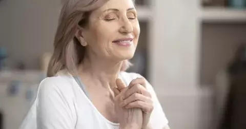 Paměťová jóga je vynikající pro ženy nad 50 let: Stačí pár minut denně a váš mozek bude v kondici