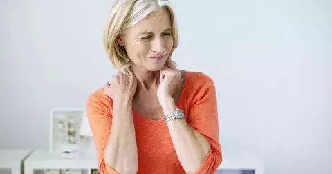 Krční páteř bez bolesti: Každodenní nenáročné cvičení, které zachrání váš den