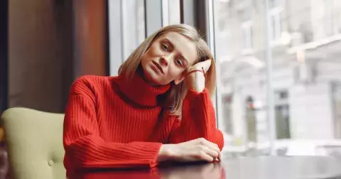 “Manžel si prosadil střídavou péči, ale nedodržuje nic, co jsme jako manželé ve výchově nastavili,” je nešťastná Lucka