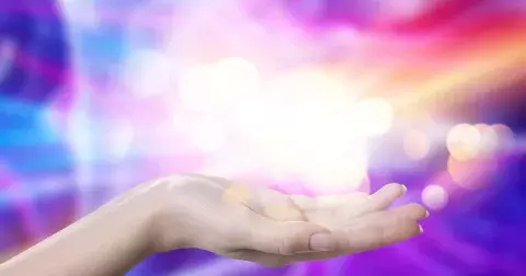 Barva aury: Zjistěte, která je ta vaše a co o vás vypovídá