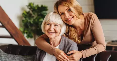 Praktický průvodce péčí pro vyčerpanou sendvičovou generaci. Najděte si hodinu času pro sebe a nebojte se říct si o pomoc