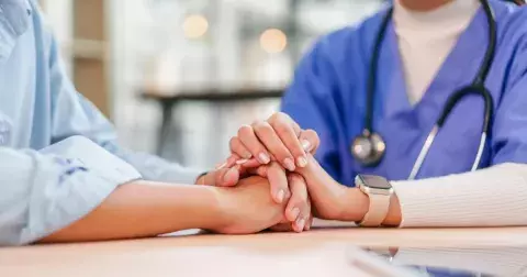 Když lékaři dlouho neví, co vám je: Vzácná onemocnění trápí půl milionu Čechů, diagnóza přichází jako vysvobození