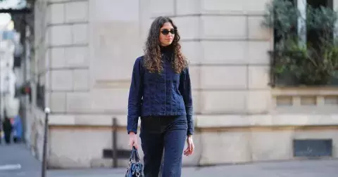 Nejoblíbenější materiál se letos bude nosit od hlavy až k patě. Džínovina je trendy