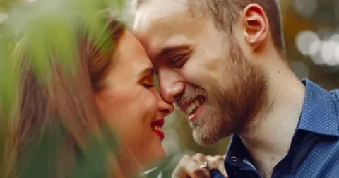 "Zamilovala jsem se do svého šéfa a musela jsem kvůli tomu skončit v práci," svěřila se Petra (41)