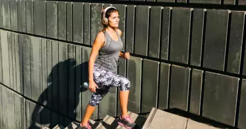 Vzpomínáte na Capri kalhoty? Ženy zeštíhlí a hezky se kombinují s .…