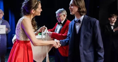 Ulice: Radost, slzy i strach o Žofku. Událost z maturitního plesu bude muset vyšetřovat policie