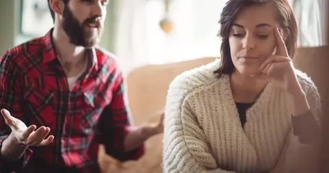 Anna (51): “Partner se mnou nechce bydlet, prý mu to takhle vyhovuje,” neví si rady Anna