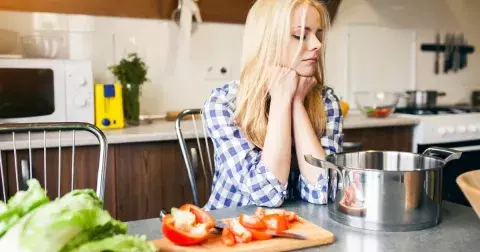 “Tchyně mi dělá ze života peklo a manžel prosí, ať to vydržím. Ale jak dlouho?” Ptá se Lída (42 let)