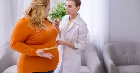 Méně jíst a více se hýbat. Jenže co když to nestačí? Při hubnutí berte v potaz hormony i genetiku