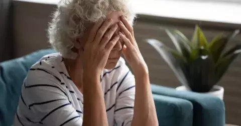 “Starám se o naši mámu a můj bratr si mezitím užívá bezstarostný život,” běduje Milena