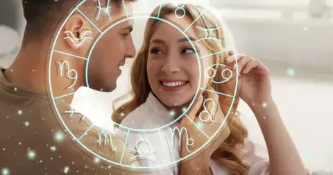 Partnerský horoskop na březen 2026: Ohnivá znamení čeká změna, vodní zažijí vír emocí